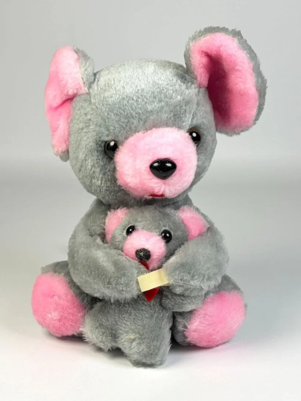 Vintage Dan Brechner Plush Mama Mouse Holding Baby Mouse Stuffed Animal Gray